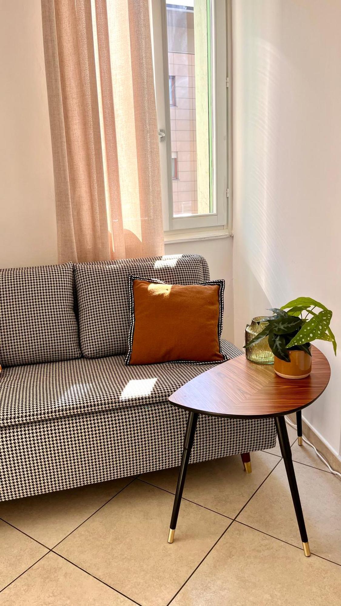 Moderno In Via Monginevro Turyn